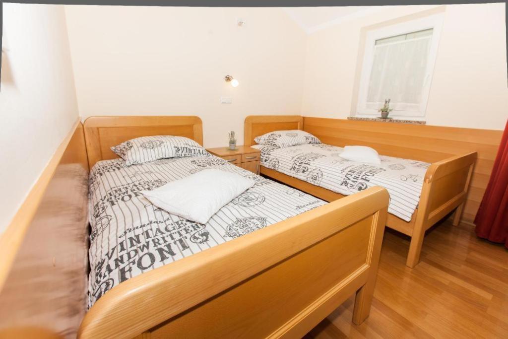 B&B Pansion Vago Malinska Eksteriør billede